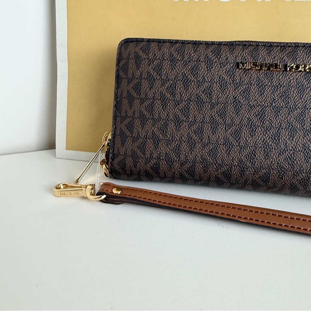 NWT Michael Kors continental Wallet - Picture 4 of 13